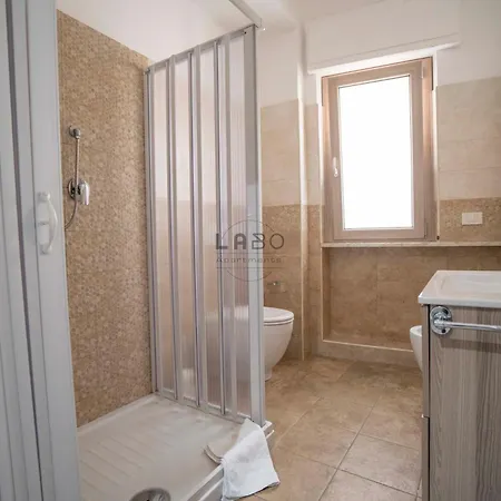 شقة Nephos تروبيا
